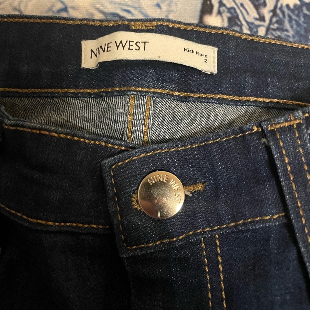 Nine West size 2 kick flare jeans